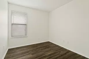 1221 Krista Dr, Burleson, TX 76028 - Photo 17