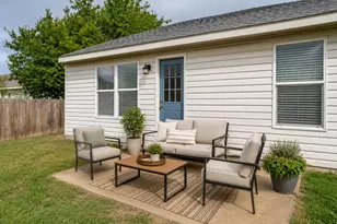 1221 Krista Dr, Burleson, TX 76028 - Photo 23