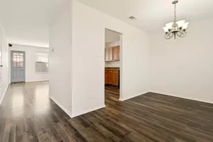 1221 Krista Dr, Burleson, TX 76028 - Photo 5