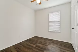 1221 Krista Dr, Burleson, TX 76028 - Photo 19