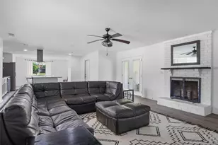 215 Pole Bridge Rd, Seagoville, TX 75159 - Photo 9