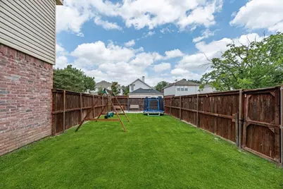 819 Canal Street, Irving, TX 75063 - Photo 25