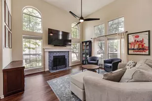 819 Canal St, Irving, TX 75063 - Photo 3