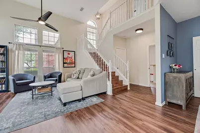 819 Canal Street, Irving, TX 75063 - Photo 5