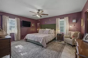 901 Pebble St, Bowie, TX 76230 - Photo 15