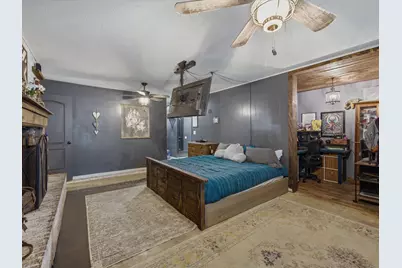 901 Pebble Street, Bowie, TX 76230 - Photo 23