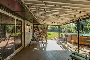 901 Pebble St, Bowie, TX 76230 - Photo 29