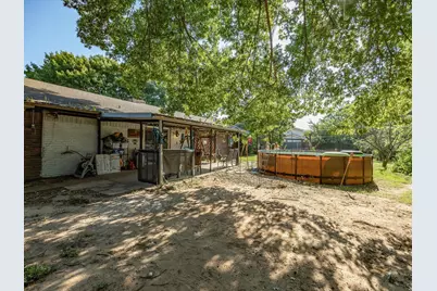 901 Pebble Street, Bowie, TX 76230 - Photo 33
