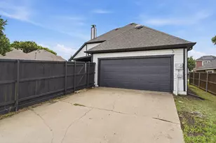 2021 Camelot Dr, Lewisville, TX 75067 - Photo 27