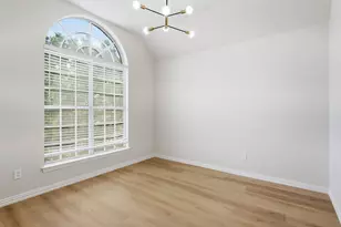 2021 Camelot Dr, Lewisville, TX 75067 - Photo 19