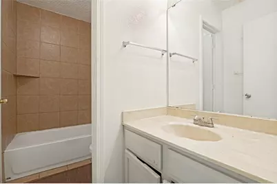 5525 Safari Trail, Arlington, TX 76018 - Photo 11