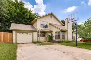 5525 Safari Trail, Arlington, TX 76018 - Photo 1