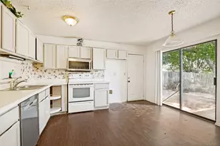 5525 Safari Trail, Arlington, TX 76018 - Photo 3