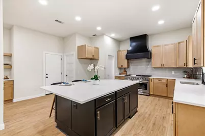 634 Meadowcrest Drive, Highland Village, TX 75077 - Photo 15