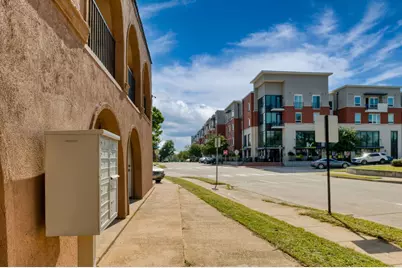 811 S Mesquite Street #02, Arlington, TX 76010 - Photo 1