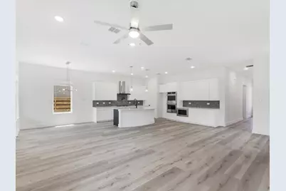 1437 Imperial Avenue, Little Elm, TX 75036 - Photo 9