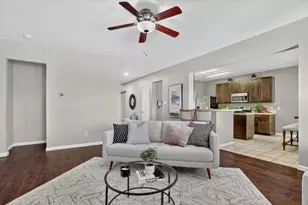 7401 Fossil Creek Dr, Arlington, TX 76002 - Photo 13
