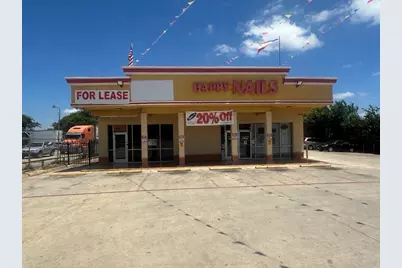 5537 E Lancaster Avenue, Fort Worth, TX 76112 - Photo 1