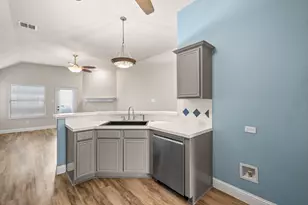 545 Continental Dr, Lewisville, TX 75067 - Photo 15
