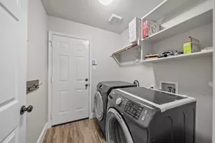 545 Continental Dr, Lewisville, TX 75067 - Photo 19