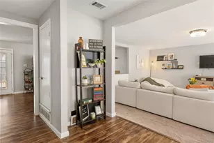 13521 Janwood Ln, Farmers Branch, TX 75234 - Photo 3