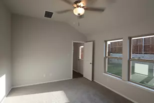 1280 Tallowwood Trl, Van Alstyne, TX 75495 - Photo 5