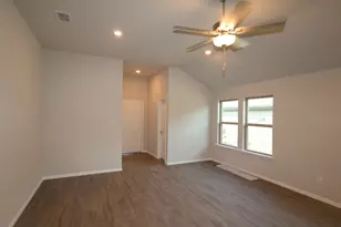 1280 Tallowwood Trl, Van Alstyne, TX 75495 - Photo 3