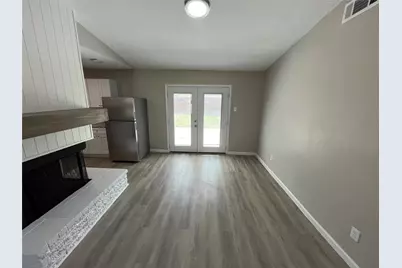 300 Ocean Drive, Richardson, TX 75081 - Photo 5