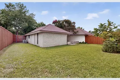 614 Pebblecreek Drive, Garland, TX 75040 - Photo 37