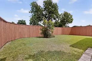 614 Pebblecreek Dr, Garland, TX 75040 - Photo 39