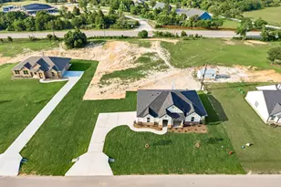 116 Park Hurst Dr, Boyd, TX 76023 - Photo 3