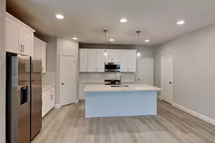 315 Athenia Dr, Fort Worth, TX 76114 - Photo 5