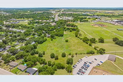 912 W Bridge Street, Granbury, TX 76048 - Photo 9