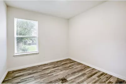 5315 Colonial Avenue, Dallas, TX 75215 - Photo 29
