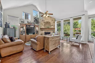 759 Peach Ln, Burleson, TX 76028 - Photo 9
