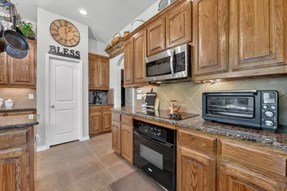 759 Peach Lane, Burleson, TX 76028 - Photo 15