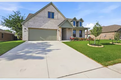 625 Mooney Drive, Saginaw, TX 76179 - Photo 3