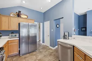 203 Applewood Ct, McKinney, TX 75071 - Photo 11