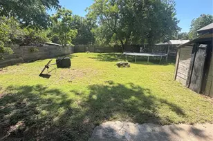 222 Cherry St, Clyde, TX 79510 - Photo 15