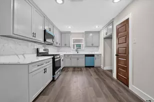 426 Goodyear St, Irving, TX 75062 - Photo 13