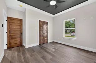 426 Goodyear St, Irving, TX 75062 - Photo 19
