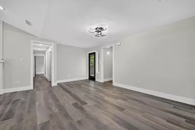 426 Goodyear Street, Irving, TX 75062 - Photo 11