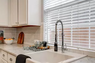 9128 Chardin Park Dr, Fort Worth, TX 76244 - Photo 9