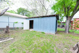 137 Center Loop, Whitney, TX 76692 - Photo 27