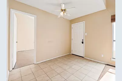 1233 W Hudgins Street, Grapevine, TX 76051 - Photo 3