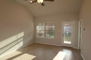 1262 Tallowwood Trl, Van Alstyne, TX 75495 - Photo 5