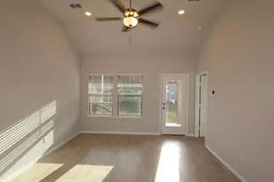 1262 Tallowwood Trl, Van Alstyne, TX 75495 - Photo 3