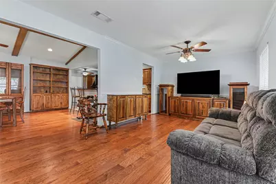 2912 Marsann Lane, Farmers Branch, TX 75234 - Photo 7