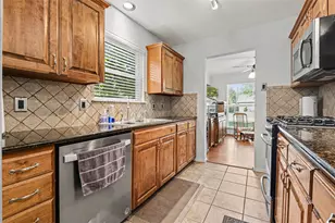 2912 Marsann Ln, Farmers Branch, TX 75234 - Photo 11