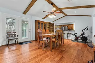 2912 Marsann Ln, Farmers Branch, TX 75234 - Photo 9